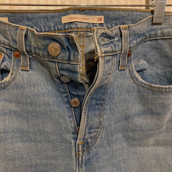 Levi’s wedgie jeans - Picture 4 of 9